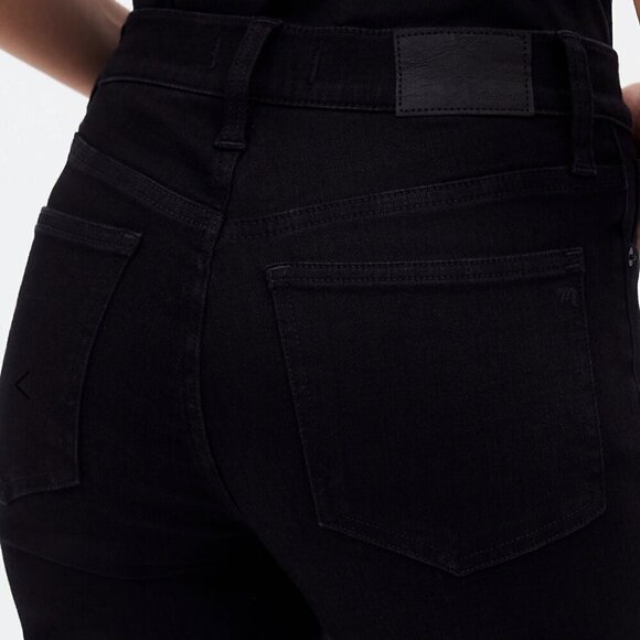 New! Madewell Petite Kick Out Mid-Rise Crop Jeans - Picture 4 of 8